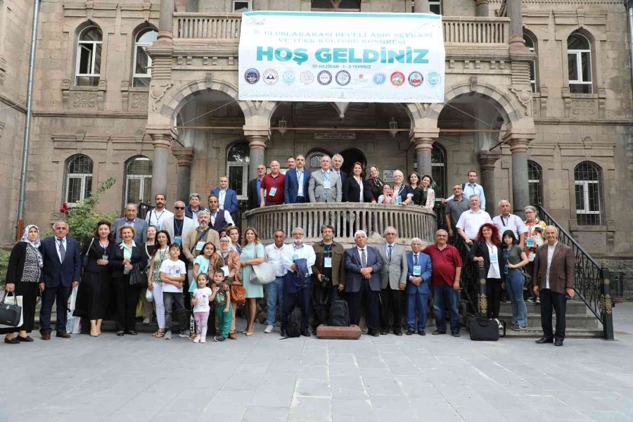 3. Uluslararası Develi-âşık Seyrani Ve Türk Kültürü Kongresi Başladı