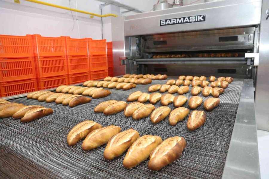 Halk Ekmek Üretime Geçti