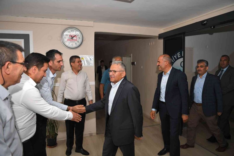 Başkan Büyükkılıç, Felahiye Belediyesi’ni Ziyaret Etti