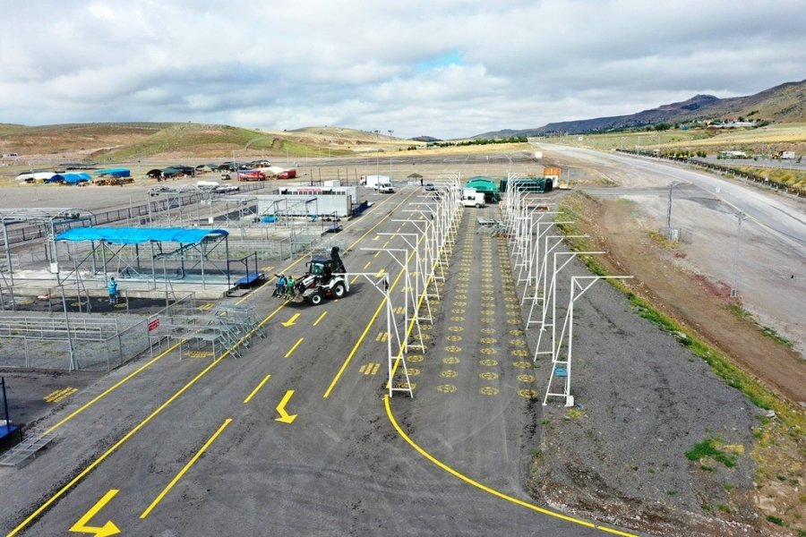 Kocasinan Belediyesi’nin Profesyonel Kurban Hizmeti, Çiftçilerin Takdirini Kazandı