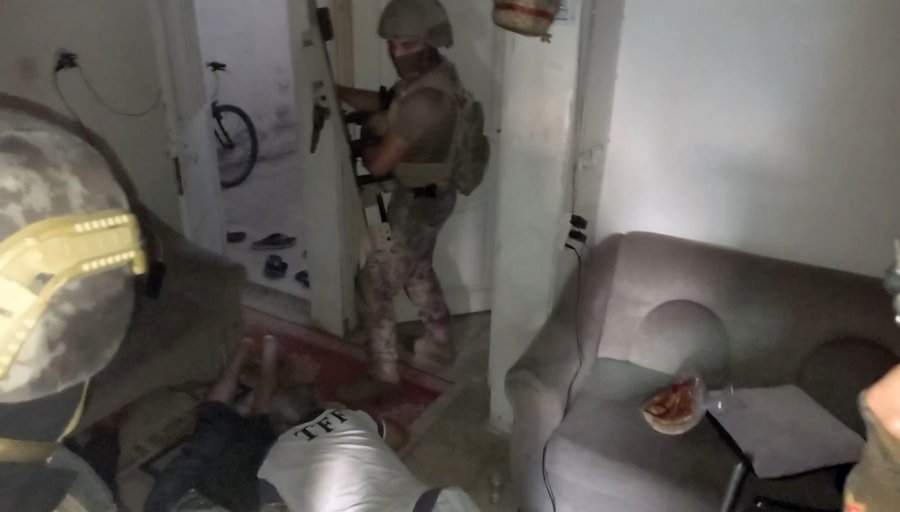 Mersin’de Deaş Operasyonu: 14 Gözaltı Kararı