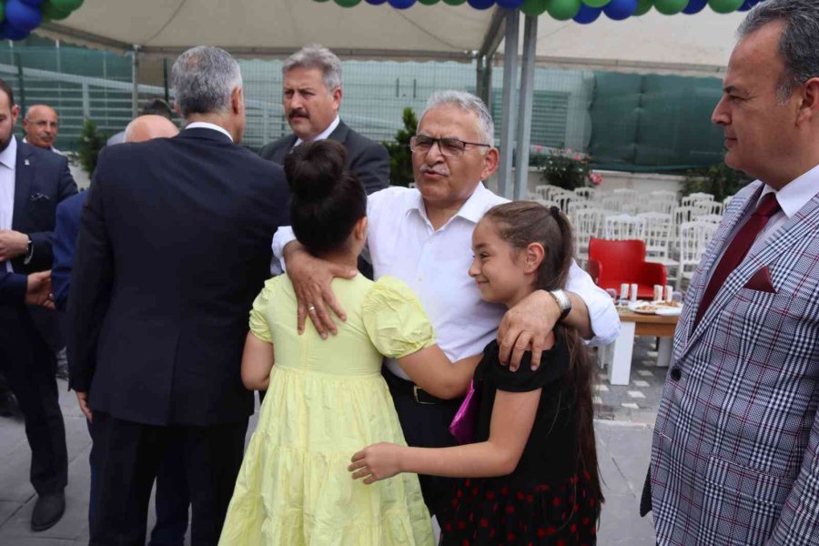 Bu Merkez Yaşlılara 5 Yıldızlı Otel Konforu Yaşatacak