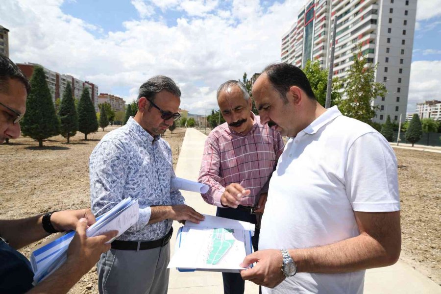 Başkan Altay: “şefik Can Parkı Yeşil Dokusuyla Sosyal Hayata Katkı Sağlayacak”