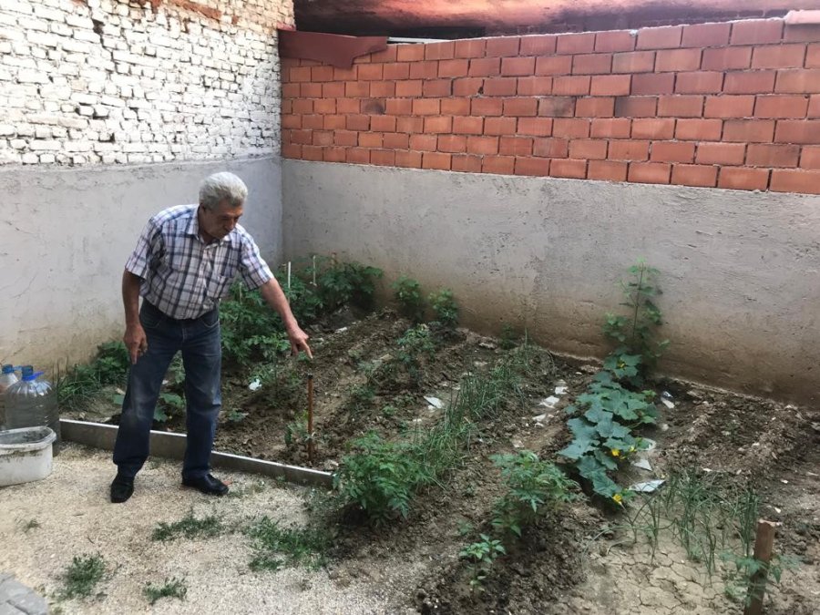 Cumhurbaşkanı Erdoğan’ın Sözünden Etkilendi, Minik Bahçeyi Yeşertti