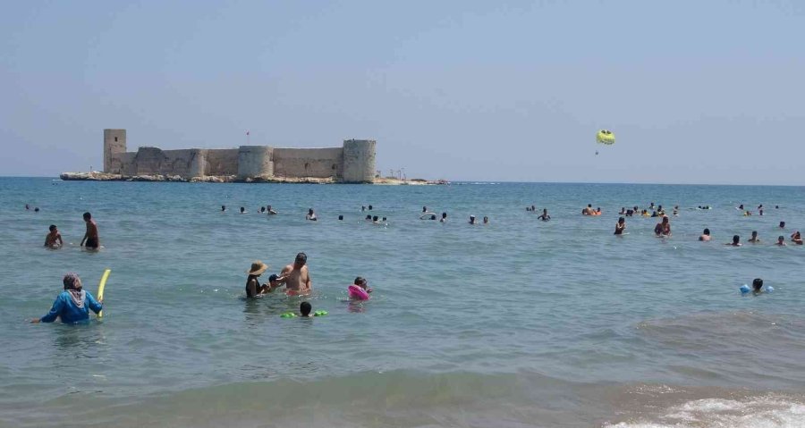 Turizm Merkezlerinde Bayram Öncesi Yoğunluk