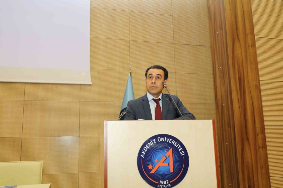 Uluslararası Akdeniz Hukuk Kongresi Başladı