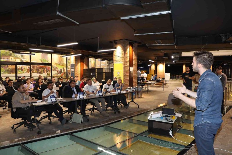 Konya Büyükşehir’den “açık Veri Temelli Kentsel Çözümler” Datathonu