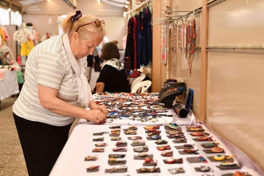 Hanımeli Sokağı’nda Bayram Heyecanı Başladı