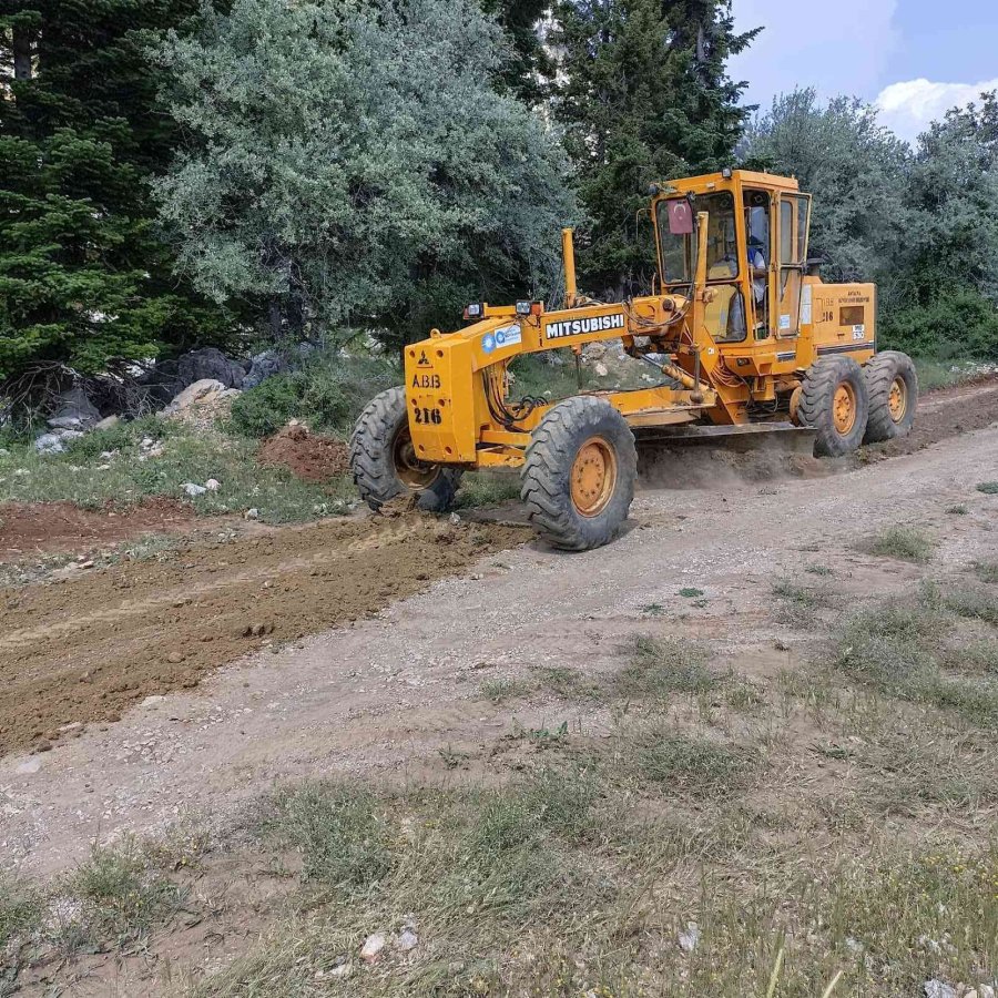 Yayla Yollarında Yoğun Mesai