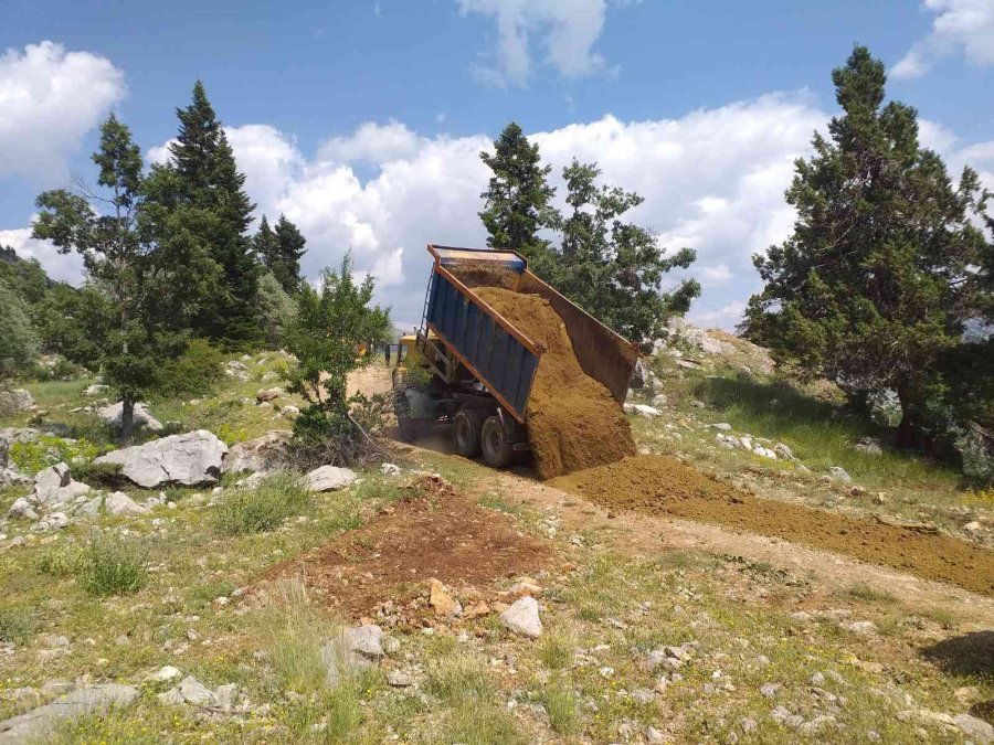 Yayla Yollarında Yoğun Mesai