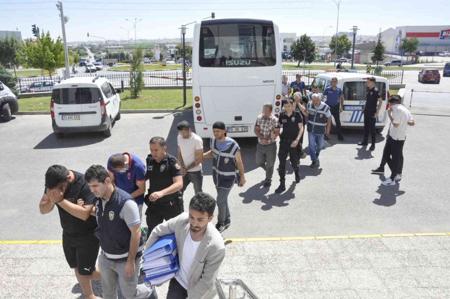 Karaman Polisinden 2 İlde Escort Operasyonu: 11 Tutuklama