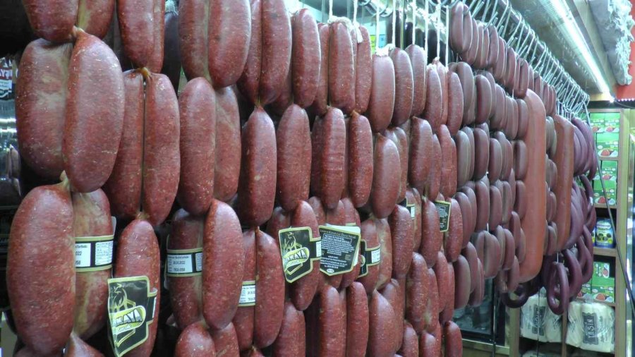 Pastırma Ve Sucuğa Gurbetçi Dopingi