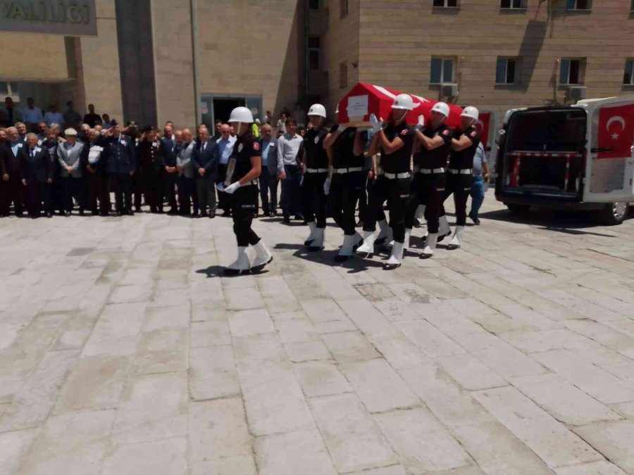 Niyazi Özcan Son Yolculuğuna Uğurlandı