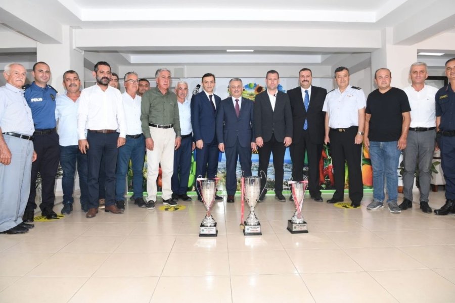 Vali Yazıcı’dan Muhtarlara ’ihtiyaç Sahibi Vatandaşları Bize Bildirin’ Talimatı