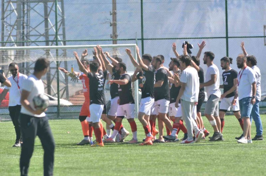 Kayseri 1. Amatör Küme Play-off: Makfit: 3- Kocasinan Gençlikspor: 1