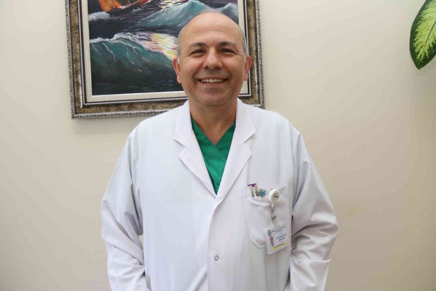 Tüp Mide Ameliyatının Ardından 10 Günde 10 Kilo Verdi