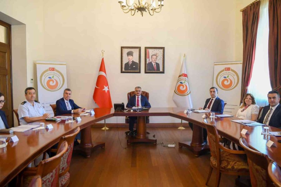 Vali Yazıcı: “evlatlarımız, Değil Kadınlar Hiçbir Canlıya Şiddeti Aklından Dahi Geçirmemeliler”