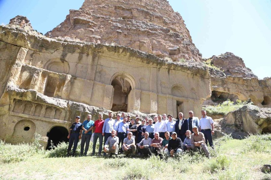 Büyükşehir İle Valilik El Ele Veriyor, Tarihe Sahip Çıkıyor