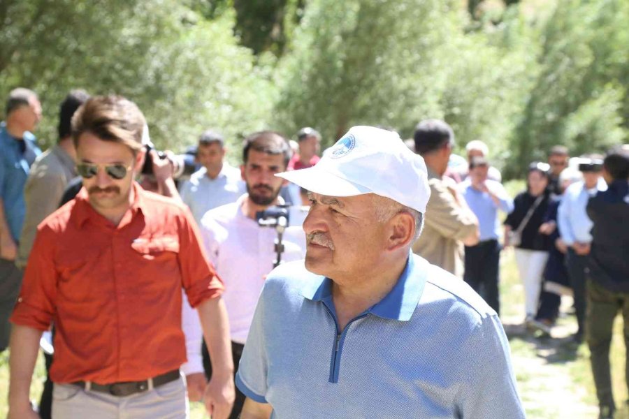 Büyükşehir İle Valilik El Ele Veriyor, Tarihe Sahip Çıkıyor