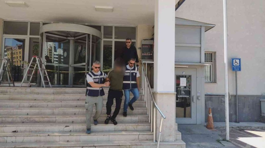 13 Yıl Kesinleşmiş Cezası Olan Şahıs Polisten Kaçamadı