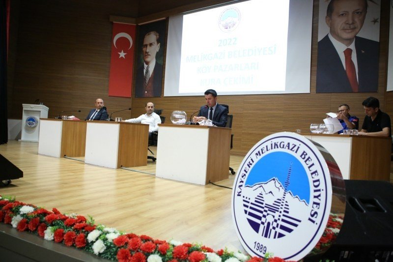 Köy Pazarlarında Organik Üreticiler İçin Kura Çekildi