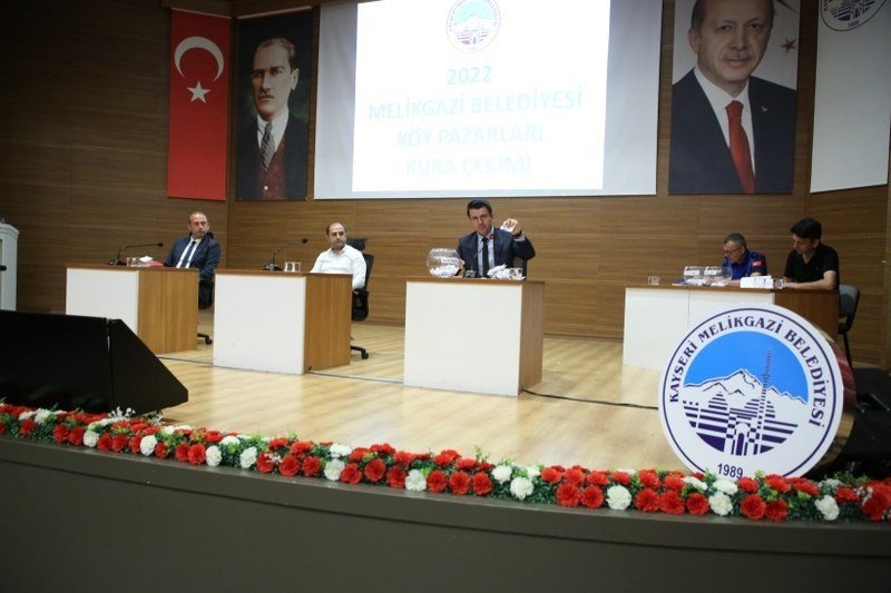 Köy Pazarlarında Organik Üreticiler İçin Kura Çekildi