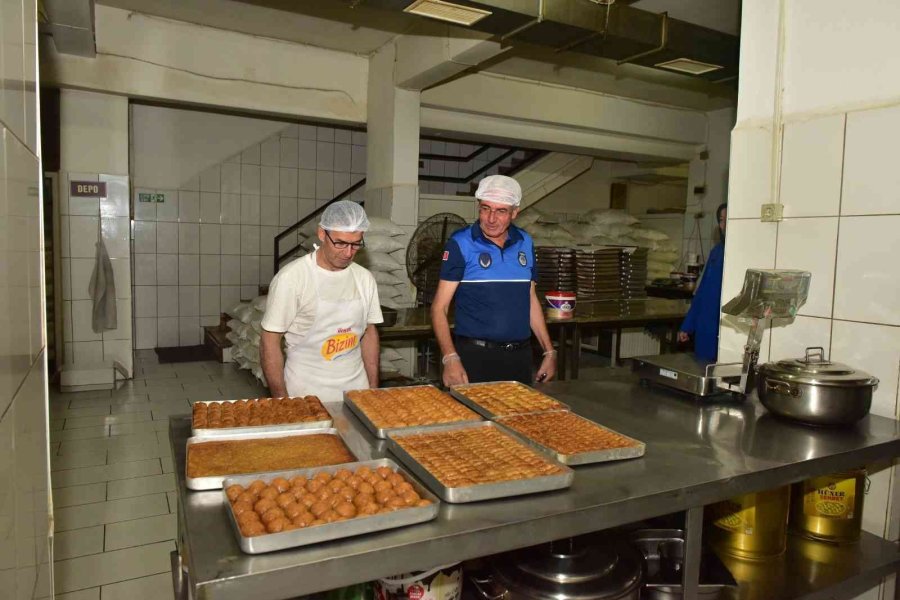 Kepez’de Bayram Denetimi