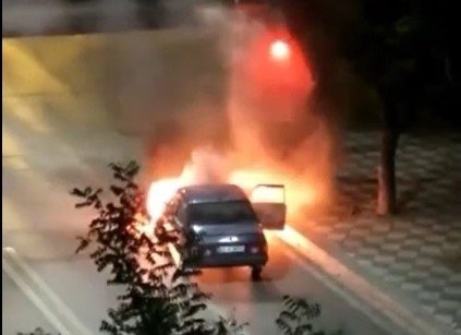 Yol Ortasında Alev Topuna Döndü