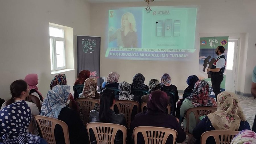 Jandarma’dan ‘en İyi Narkotik Polisi Anne Projesi’