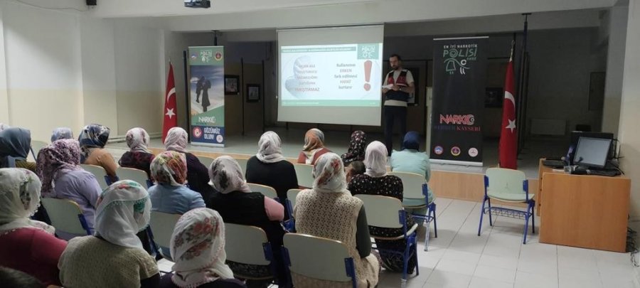 Jandarma’dan ‘en İyi Narkotik Polisi Anne Projesi’