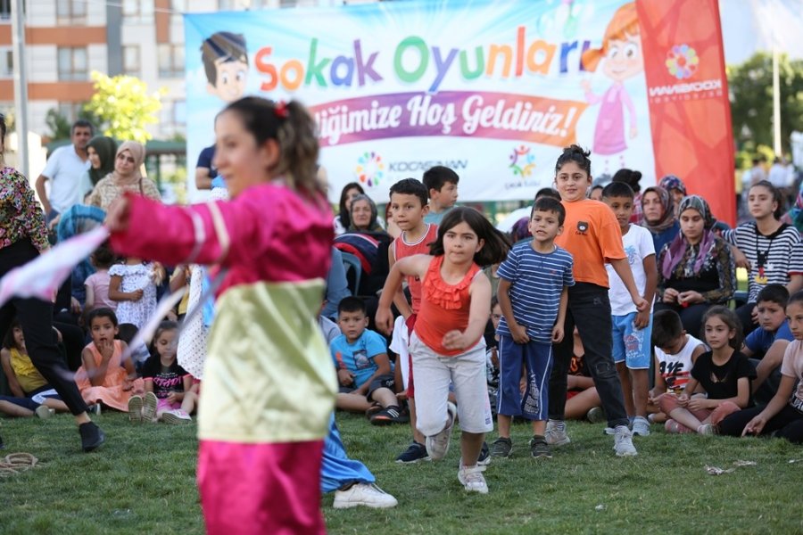 Çocukların Başkan Amca Sevgisi