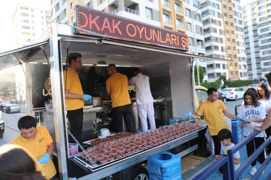 Çocukların Başkan Amca Sevgisi