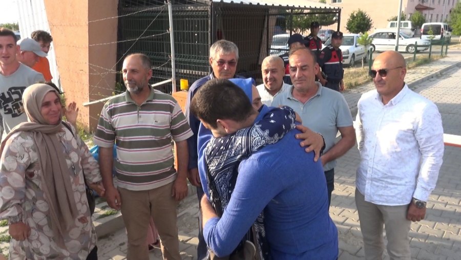 Kadir Şeker Cezaevinden Tahliye Oldu