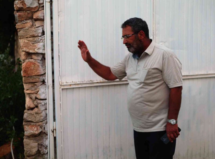 Tahliye Olan Kadir Şeker Evine Geldi