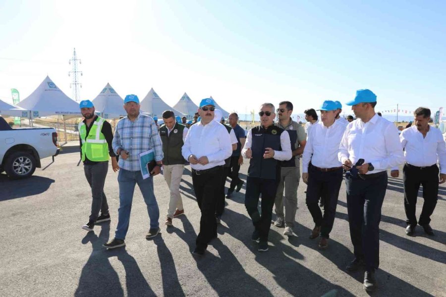 Kurban Pazarı Ve Kesim Alanında Son Hazırlıklar Denetlendi