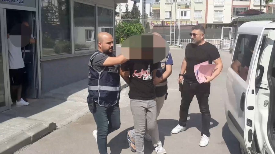 Yolda Yürüyen Kadının Çantasını Kapkaç Yaptılar, 1 Saat Sonra Yakalandılar