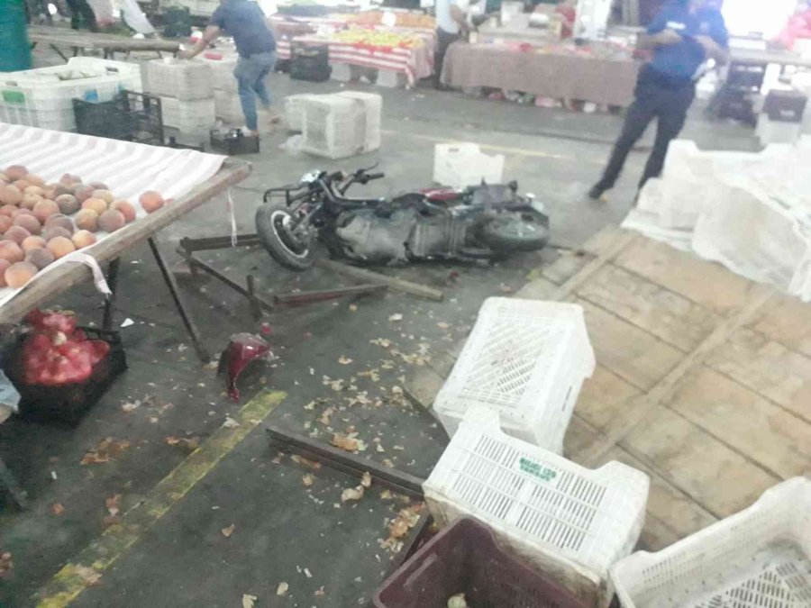 Pazarcıların Park Kavgasında Kan Aktı: 8 Yaralı