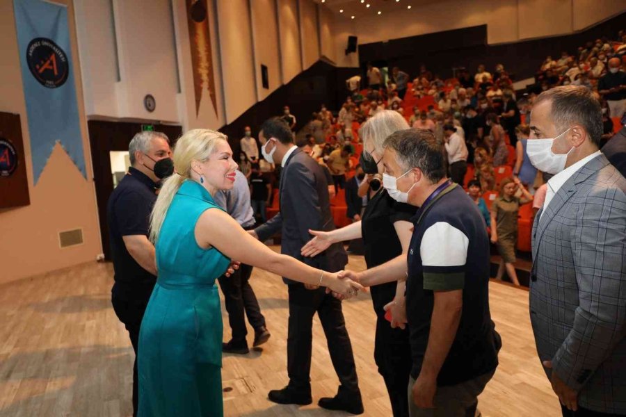 Rektör Özkan: “şiddet Uygulayanlar Sağlık Sisteminden Dışlanmalı”