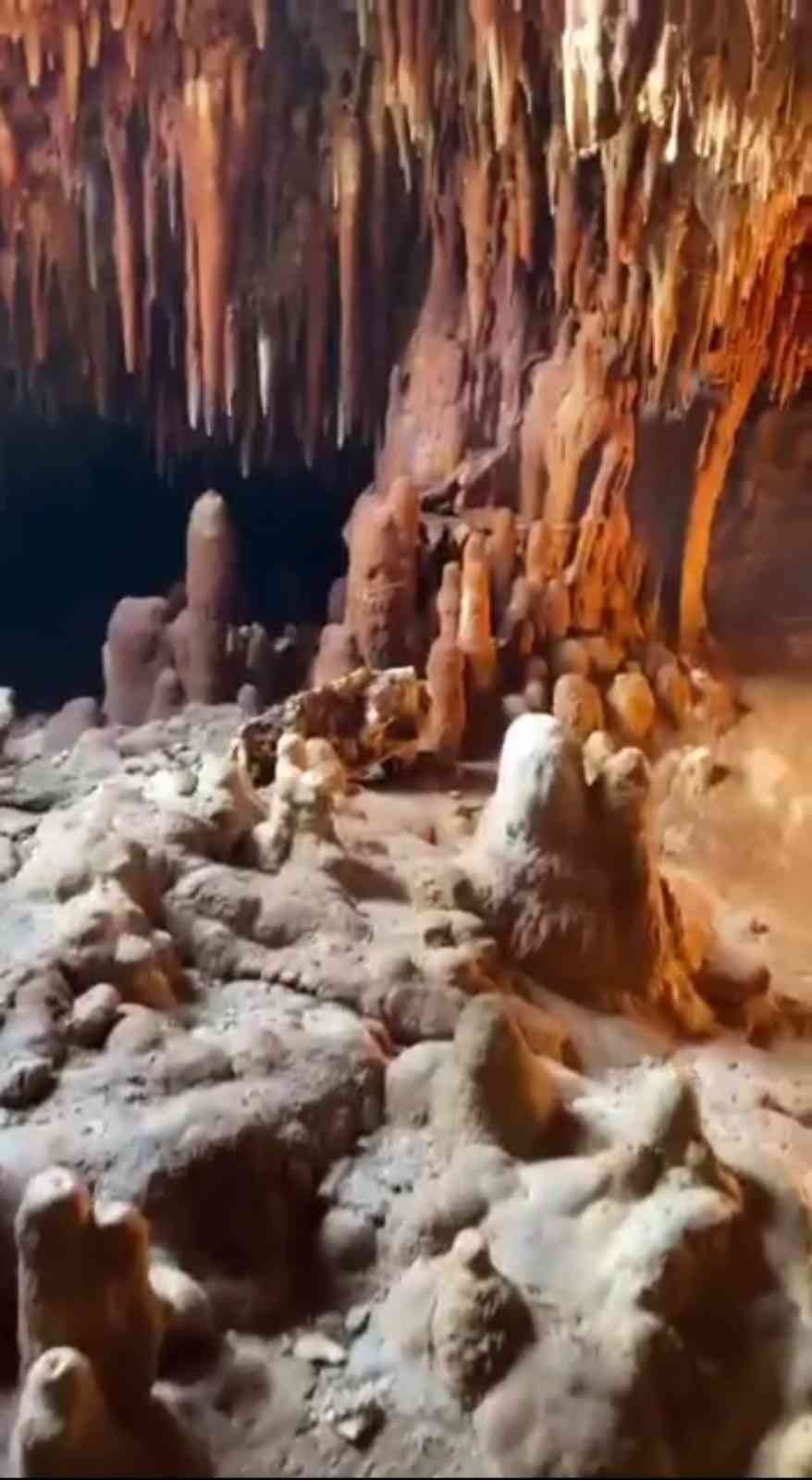 İnşaatın Temel Kazılarında Mağara Bulundu