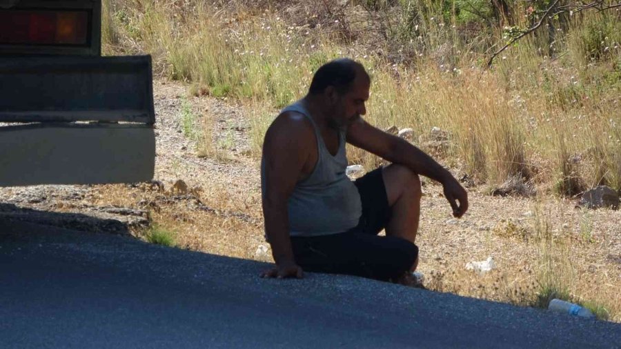 Alkollü Sürücü Tomruk Kamyonuyla Karayolunu Savaş Alanına Çevirdi