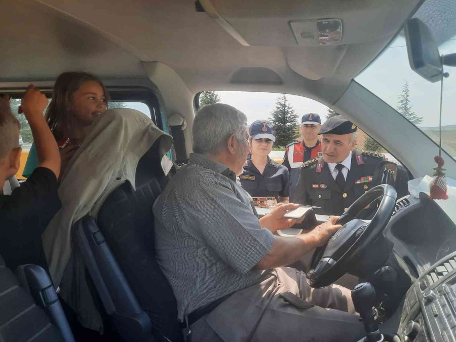 İl Jandarma Komutanı Atasoy’dan Kontrol Noktalarına Ziyaret