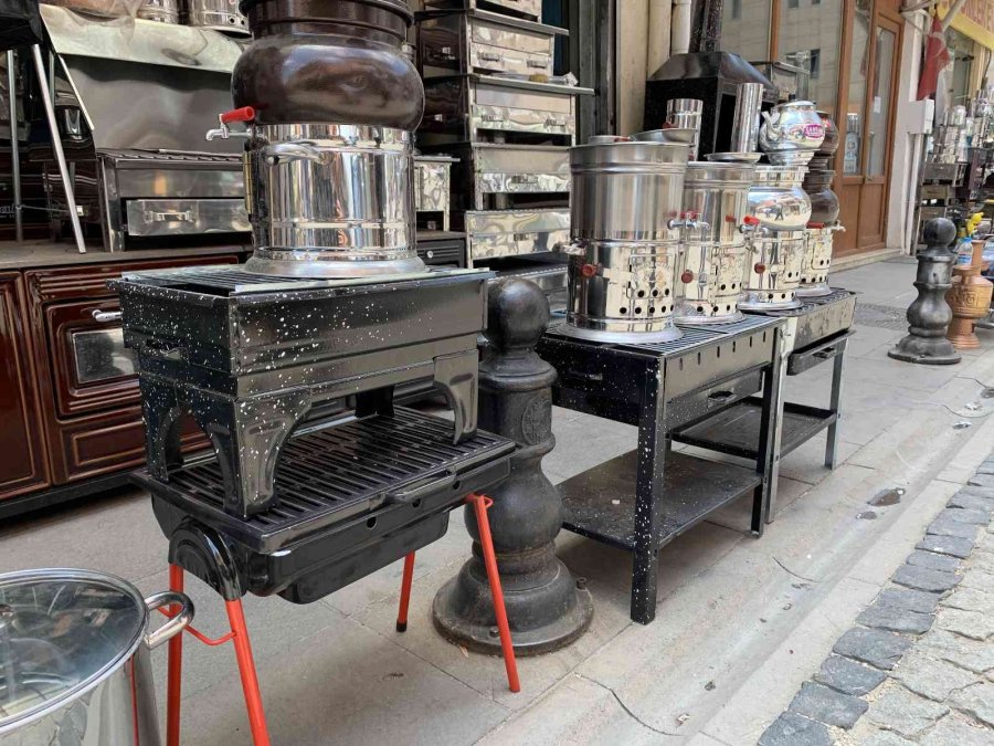 Mangallar Bayrama Hazır