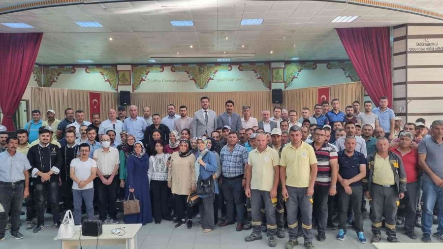 Ürgüp Belediyesi’nde Sözleşme Sevinci