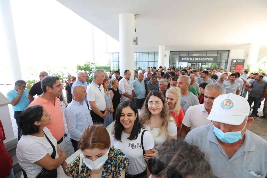 Başkan Tarhan, Personeliyle Bayramlaştı