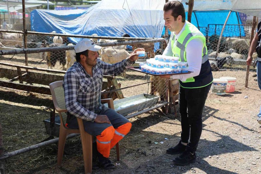 Talas Belediyesi’nden Kurban Bayramı’nda Dondurma İkramı