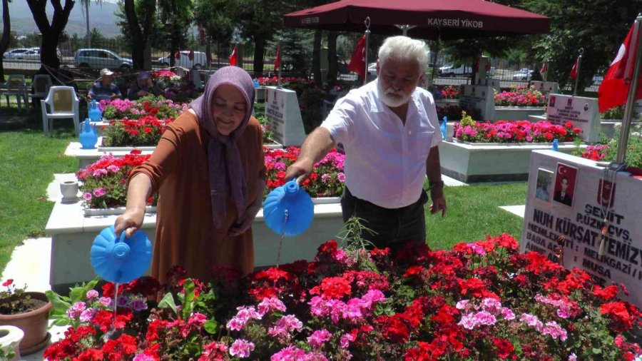 96 Yaşında Şehit Torununa Koştu