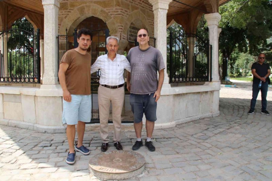 Pinhani Grubu’ndan Nasreddin Hoca’nın Türbesine Ziyaret