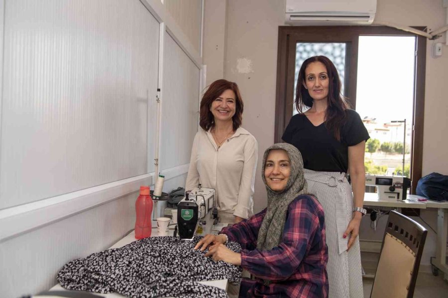 Evimiz Atölye Projesine Tarsuslu Kadınlar İlgi Gösterdi