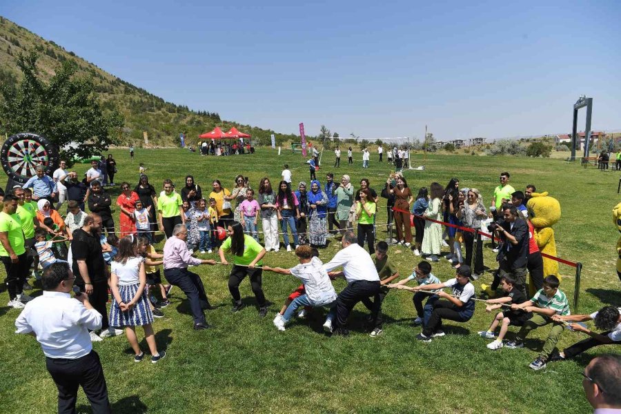 Başkan Büyükkılıç Çocukluk Günlerini Yeniden Yaşadı