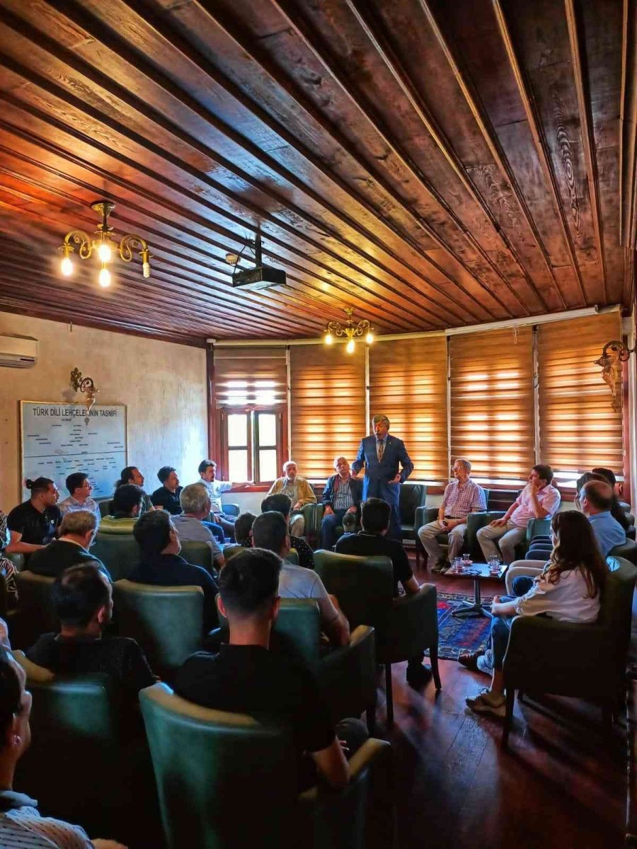 Eskişehir Türk Ocağı’nda Coşkulu Bayramlaşma